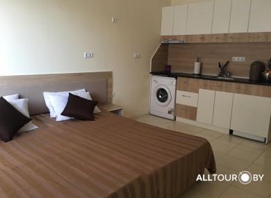 Salt Lake Complex Guest House. Поморье. Болгария.